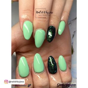 Jade Green Acrylic Nails