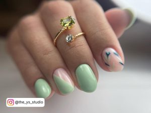 Light Mint Green Nails