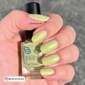 Nails Green Pastel