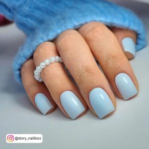 Nails Pastel Blue