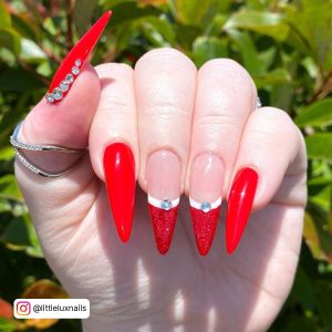 Red Nails Stiletto