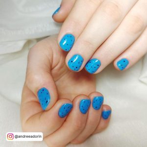 Short Blue Gel Nails
