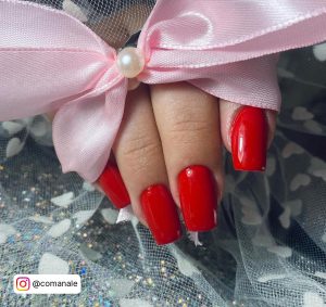 Simple Red And White Nail Art