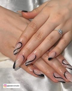 Swirl Nails Black In Almond Shape