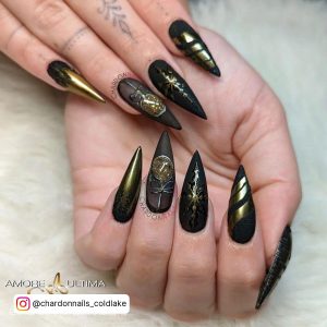 Christmas Nails Black And Gold