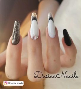 French Tip Nails With Gold Line