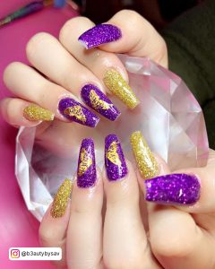 Light Purple Nails With Gold