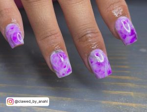 Light Purple Short Acrylic Nails