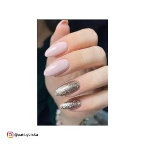 Nude Nails And Gold