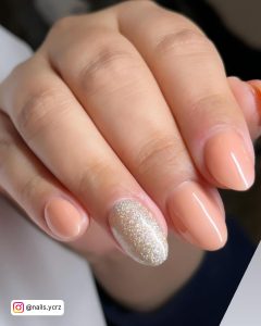 Nude White Gold Nails