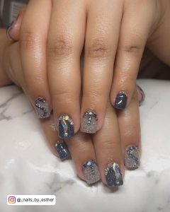 Short White Acrylic Nails With Glitter